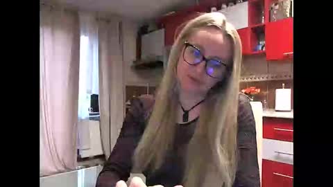 Melly online show from February 10, 2026, 8:29 am