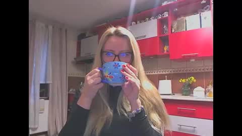 Melly online show from April 2, 2026, 5:05 am