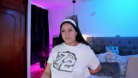  Leslie  online show from February 12, 2026, 12:11 pm