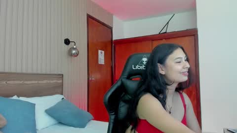 Melody  online show from December 24, 2024, 2:01 pm