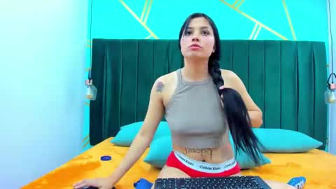 Snapshot of melody_kener chatting on January 13, 2025, 9:09 pm melody_kener online show from January 13, 2025, 9:09 pm