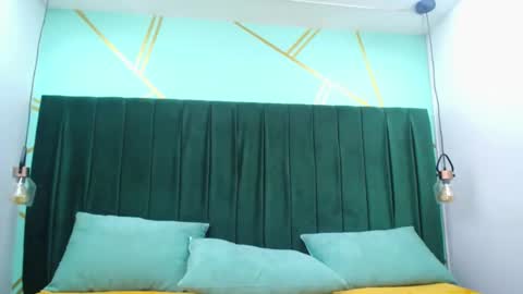 Snapshot of melody_kener chatting on February 21, 2025, 2:50 am melody_kener online show from February 21, 2025, 2:50 am