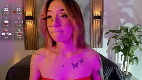 Snapshot of melodylanee chatting on February 28, 2026, 11:00 am melodylanee online show from February 28, 2026, 11:00 am