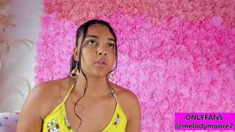 Snapshot of melodymoore_ chatting on October 12, 2025, 10:09 pm Melody online show from October 12, 2025, 10:09 pm