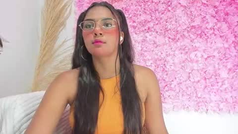 Melody online show from February 2, 2026, 11:03 pm