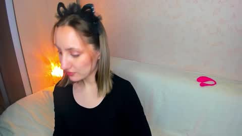 Kaylie online show from February 4, 2026, 11:42 pm