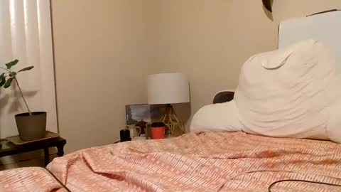 melxiss online show from September 9, 2025, 5:18 am