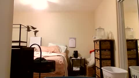 melxiss online show from September 21, 2025, 8:43 pm