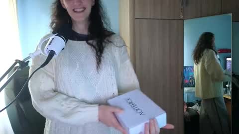 Megumi  Aina online show from March 12, 2026, 4:46 pm