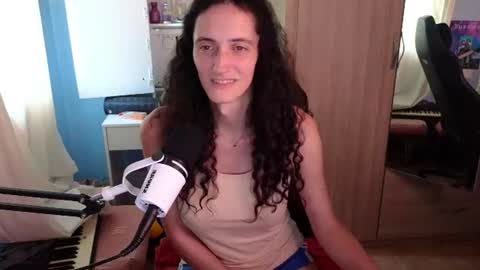Snapshot of memisecrets chatting on June 27, 2026, 6:24 pm Megumi Aina online show from June 27, 2026, 6:24 pm