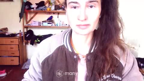 Yummygirl online show from April 14, 2026, 4:29 am