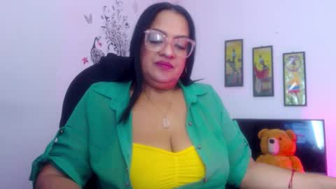 Snapshot of menfismuller1 chatting on October 20, 2025, 3:45 pm menfismuller online show from October 20, 2025, 3:45 pm