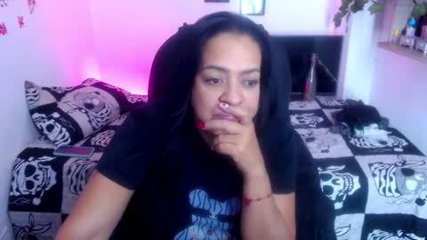 Snapshot of menfismuller1 chatting on November 5, 2025, 5:18 am menfismuller online show from November 5, 2025, 5:18 am