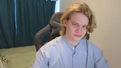 Snapshot of meow_mickey chatting on February 24, 2025, 4:38 am Mickey online show from February 24, 2025, 4:38 am