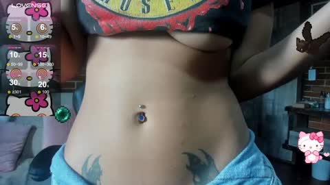 Snapshot of meow_mota chatting on October 4, 2025, 9:13 pm Valentina online show from October 4, 2025, 9:13 pm