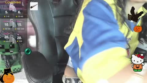 Snapshot of meow_mota chatting on October 27, 2025, 8:24 pm Valentina online show from October 27, 2025, 8:24 pm