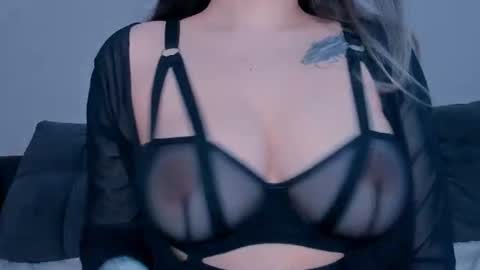 Snapshot of meow_rinnie chatting on July 22, 2026, 10:29 am My links --- online show from July 22, 2026, 10:29 am