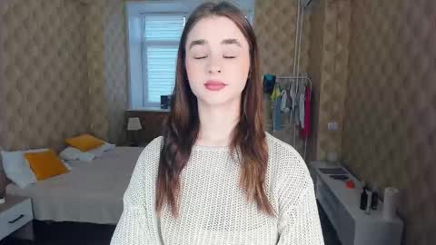 Snapshot of meoww_meows chatting on October 27, 2025, 9:24 am Julie online show from October 27, 2025, 9:24 am