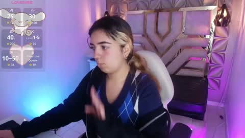    online show from October 12, 2025, 7:02 pm