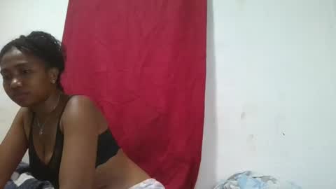 meraldaaaa online show from October 1, 2025, 6:03 pm