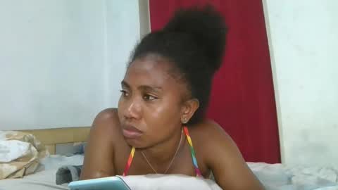 meraldaaaa online show from October 24, 2025, 5:31 pm