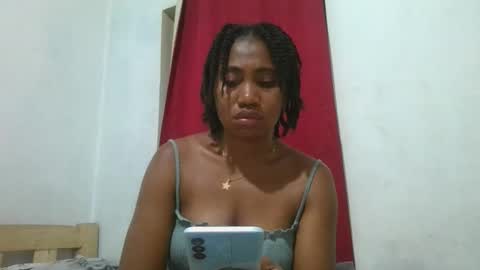 meraldaaaa online show from October 30, 2025, 6:04 am