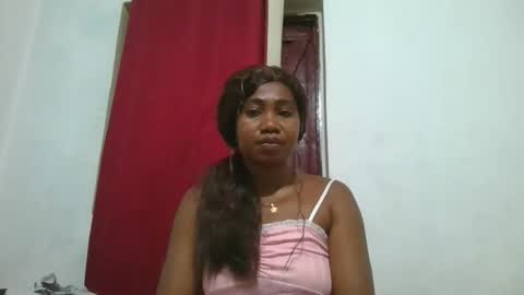 meraldaaaa online show from November 2, 2025, 5:10 am