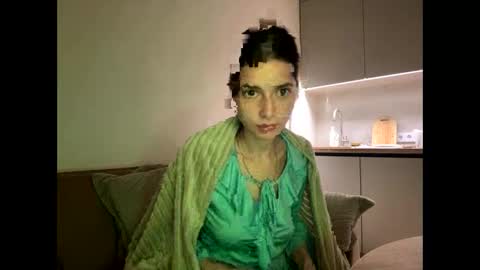 LEVA online show from April 21, 2026, 5:39 pm