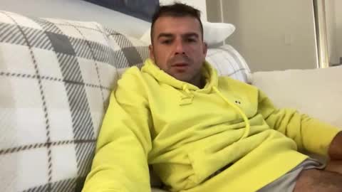 Snapshot of mercedes190d chatting on February 9, 2026, 11:47 am Mercedes190d online show from February 9, 2026, 11:47 am