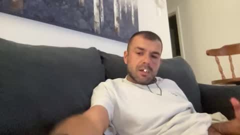 Snapshot of mercedes190d chatting on March 1, 2026, 4:25 am Mercedes190d online show from March 1, 2026, 4:25 am