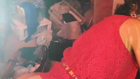 Snapshot of merelyalover chatting on December 11, 2024, 10:25 am gurlnips online show from December 11, 2024, 10:25 am