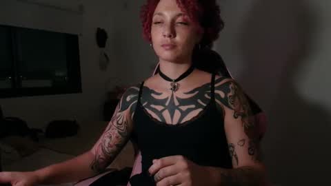 Miss Freckles online show from April 17, 2026, 12:02 am