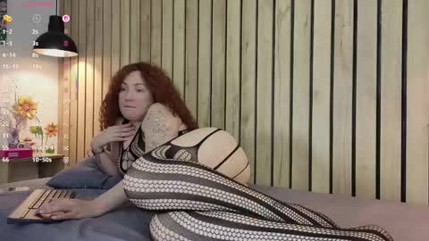 merida_murat online show from November 11, 2025, 7:03 pm