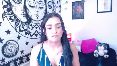 Merilyn  online show from October 29, 2025, 8:10 pm