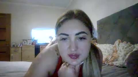 MeriWoulders online show from May 8, 2026, 7:52 pm