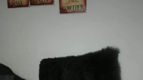 merlina_t online show from May 5, 2026, 9:56 pm