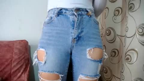 Merlina online show from December 10, 2024, 4:38 pm