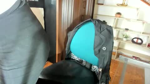 Merlina online show from January 14, 2026, 4:23 pm