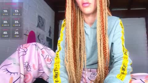 Snapshot of merlinabad chatting on December 17, 2024, 8:32 pm AURORA online show from December 17, 2024, 8:32 pm