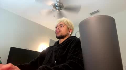 Merlinz Magic online show from February 28, 2025, 6:31 pm