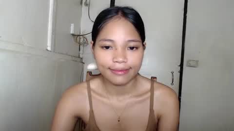Snapshot of merryrose143 chatting on April 16, 2026, 6:47 am merryrose143 online show from April 16, 2026, 6:47 am