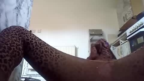 Alexismerton online show from January 21, 2025, 2:48 pm