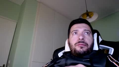 FunnyTimeHere online show from November 9, 2025, 5:50 am