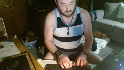 metalsharkk online show from January 28, 2025, 6:27 am