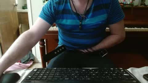 metalsharkk online show from January 31, 2025, 11:24 am