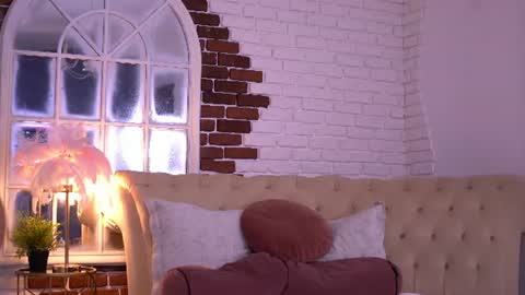 Metisha online show from July 13, 2026, 5:43 am
