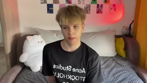 Arthur online show from July 3, 2026, 8:32 am