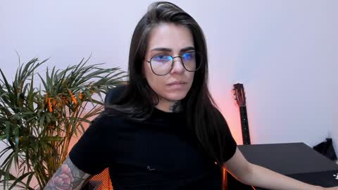 Meurif online show from January 16, 2025, 1:37 am