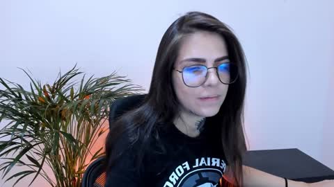 Meurif online show from February 4, 2025, 2:32 pm