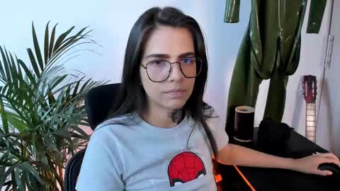 Meurif online show from September 17, 2025, 9:38 pm